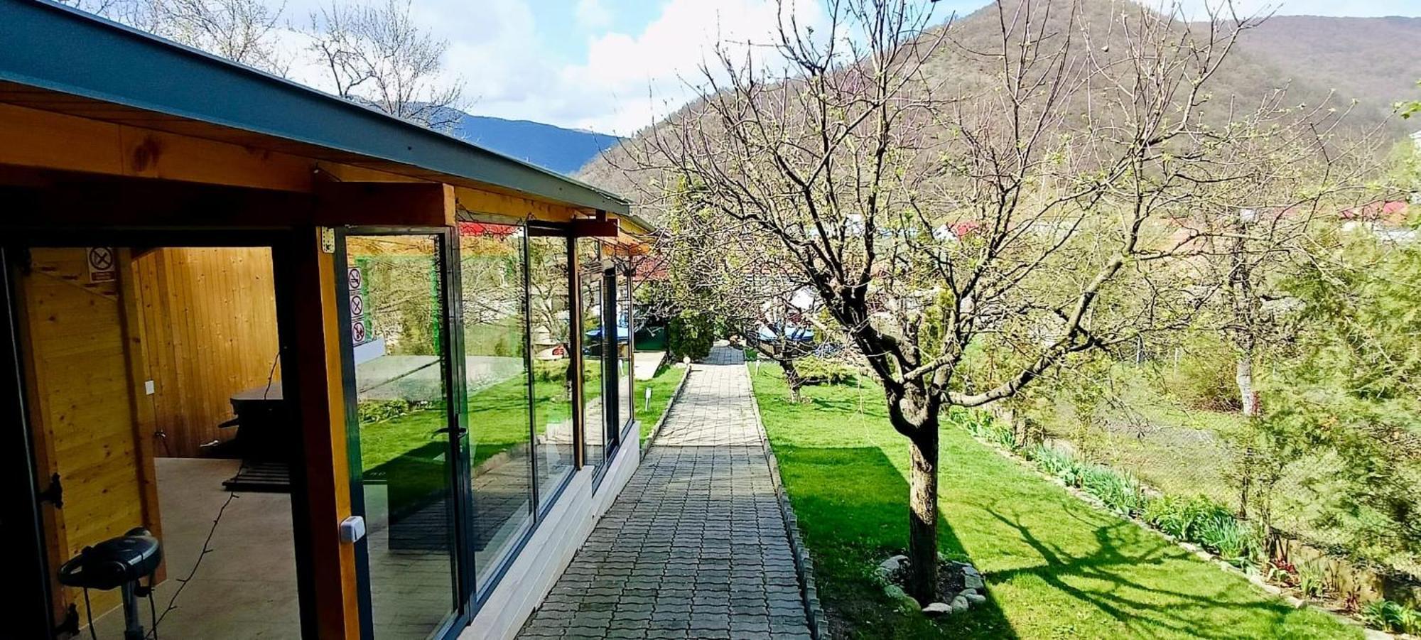 Cazare Casa Sandra Бэиле-Еркулане Экстерьер фото